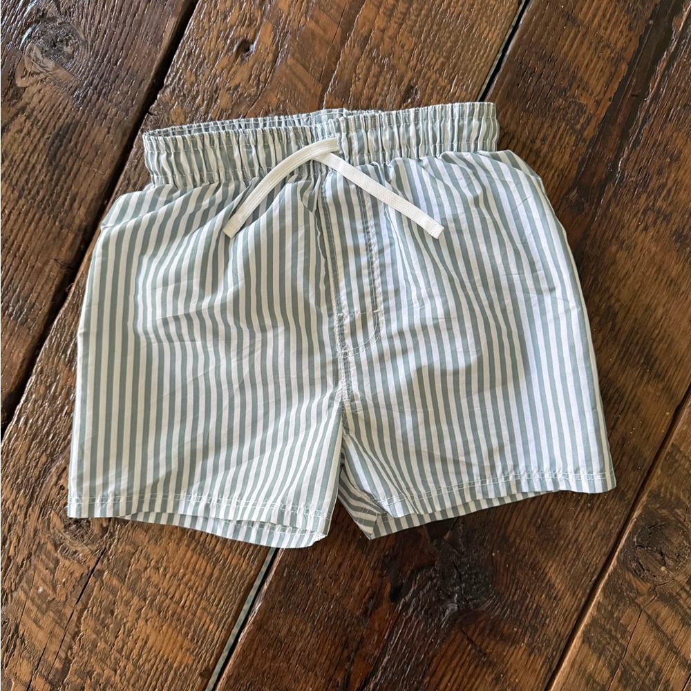 H&M Boys Swim Trunks - 3-4T. Aqua/Sea foam green and white.